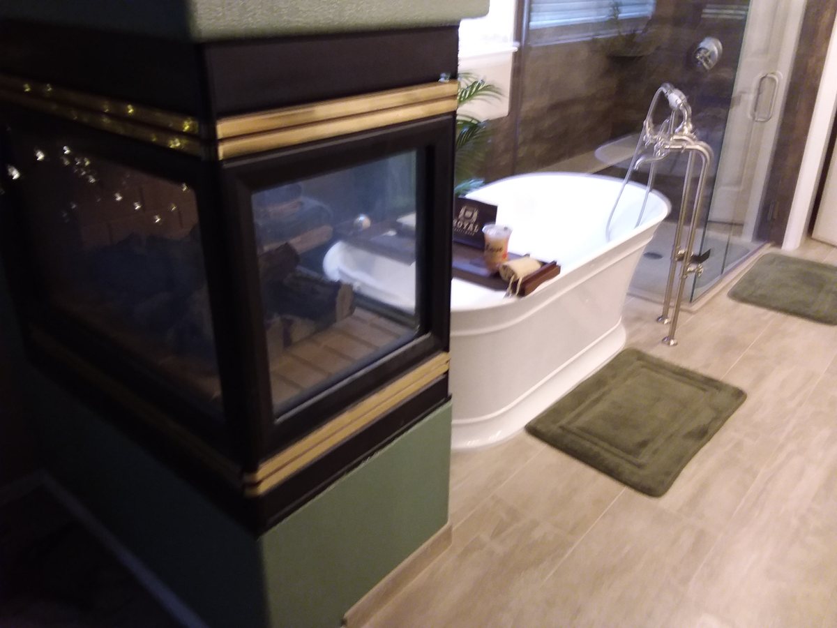 Dark Tile Spa Bath photo 5